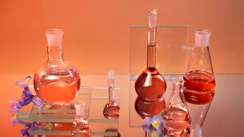 Eau de Parfum, Eau de Toilette & More: A Simple Guide to Perfume Concentration